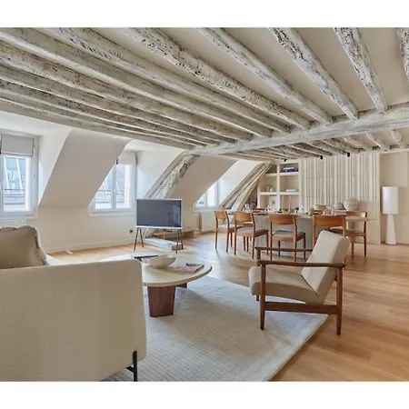 Luxurious Place Vendome - Rue De La Paix