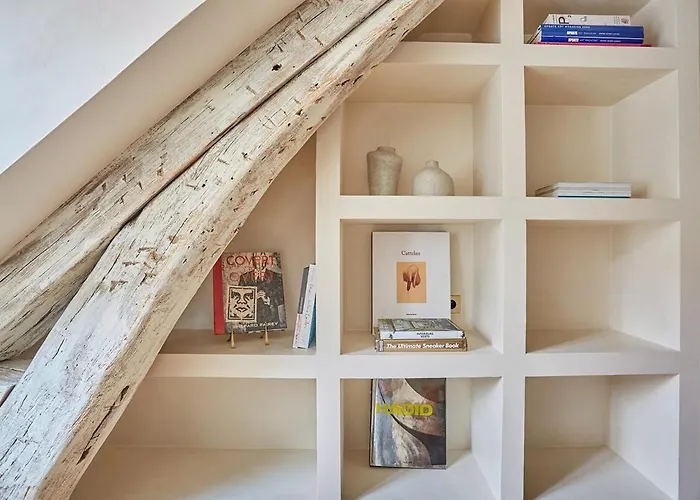 Luxurious Place Vendome - Rue De La Paix